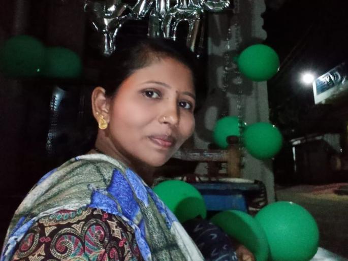 Woman murder and jewelry stolen, shocking incident in Deori; The dog team was called | महिलेचा खून करुन अंगावरील दागिने पळविले, देवरी येथील धक्कादायक घटना; श्वान पथकाला करण्यात आले पाचारण Woman murder and jewelry stolen, shocking incident in Deori; The dog team was called | महिलेचा खून करुन अंगावरील दागिने पळविले, देवरी येथील धक्कादायक घटना; श्वान पथकाला करण्यात आले पाचारण