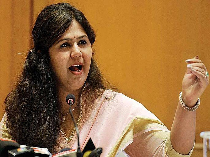 My leader is Modi Amit Shah and JP Nadda Crusades will be avoided as long as possible says Pankaja munde | माझा नेता मोदी... माझा नेता अमित शाह...; जोवर शक्य तोवर धर्मयुद्ध टाळणार; पंकजा गरजल्या My leader is Modi Amit Shah and JP Nadda Crusades will be avoided as long as possible says Pankaja munde | माझा नेता मोदी... माझा नेता अमित शाह...; जोवर शक्य तोवर धर्मयुद्ध टाळणार; पंकजा गरजल्या