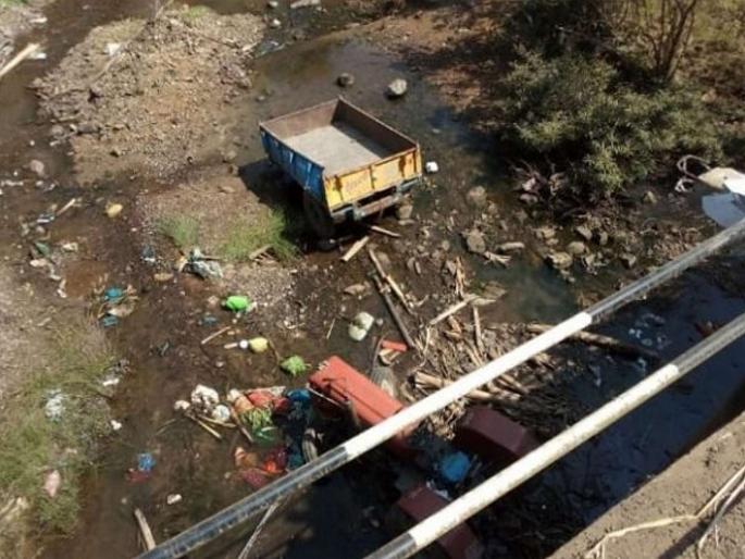 Seven female laborers die in Tractor Accident | ट्रॅक्टर नदीत पडून भीषण अपघात; सात महिला ऊसतोड कामगारांचा मृत्यू 