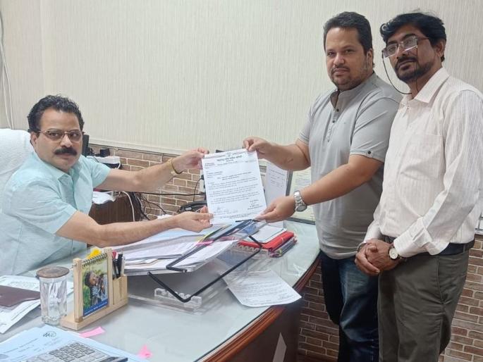 Take action against bogus doctors and labs in Ulhasnagar, Congress demands | उल्हासनगरातील बोगस डॉक्टर व लॅबवर कारवाई करा, काँग्रेसची मागणी Take action against bogus doctors and labs in Ulhasnagar, Congress demands | उल्हासनगरातील बोगस डॉक्टर व लॅबवर कारवाई करा, काँग्रेसची मागणी