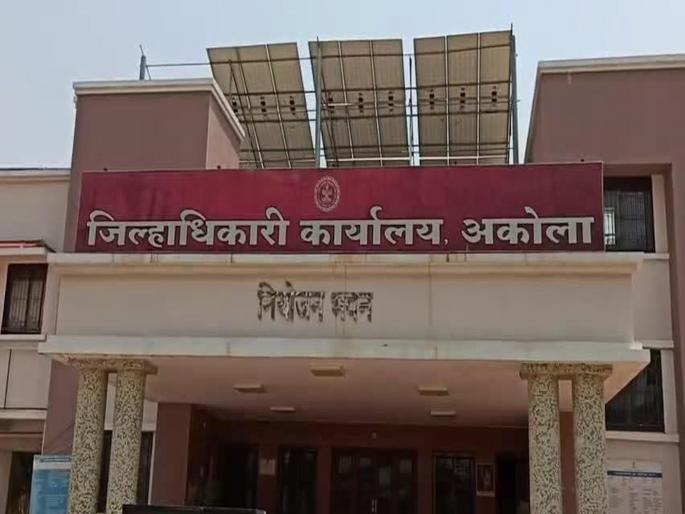 Discounts applied to drought-like conditions in the district Including 51 Revenue Boards | जिल्ह्यात दुष्काळसदृश परिस्थितीच्या सवलती लागू ! ५१ महसूल मंडळांचा समावेश Discounts applied to drought-like conditions in the district Including 51 Revenue Boards | जिल्ह्यात दुष्काळसदृश परिस्थितीच्या सवलती लागू ! ५१ महसूल मंडळांचा समावेश