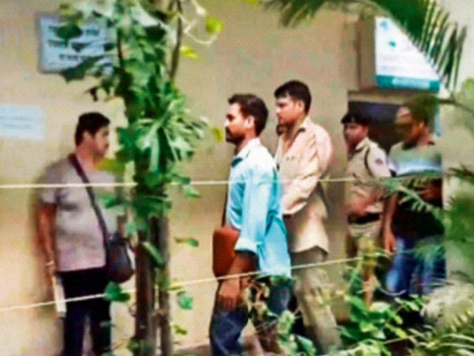 "Don't come in, I'll kill you too" | ‘मध्ये येऊ नका, तुम्हालाही मारून टाकेन’ "Don't come in, I'll kill you too" | ‘मध्ये येऊ नका, तुम्हालाही मारून टाकेन’