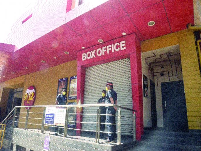 Coronavirus : Administration precautions to prevent corona infection | Coronavirus : सार्वजनिक ठिकाणी शुकशुकाट! कोरोनाचा संसर्ग टाळण्यासाठी प्रशासनाची खबरदारी Coronavirus : Administration precautions to prevent corona infection | Coronavirus : सार्वजनिक ठिकाणी शुकशुकाट! कोरोनाचा संसर्ग टाळण्यासाठी प्रशासनाची खबरदारी