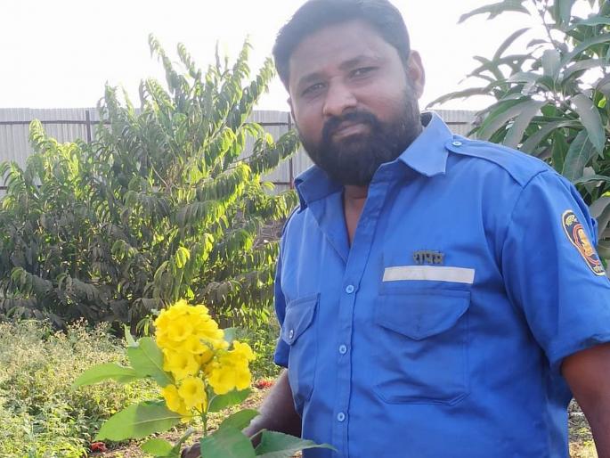 ST employee dies of heart attack due to financial crisis | आर्थिक विवंचनेतून एसटी कर्मचाऱ्याचा हृदयविकाराचा झटक्याने मृत्यू ST employee dies of heart attack due to financial crisis | आर्थिक विवंचनेतून एसटी कर्मचाऱ्याचा हृदयविकाराचा झटक्याने मृत्यू