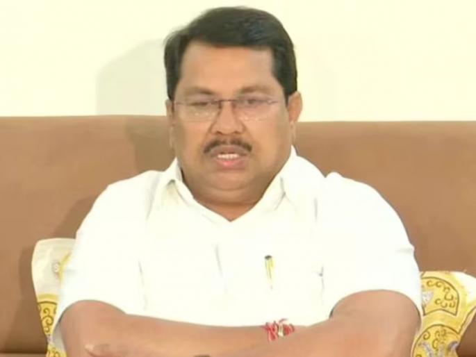 Congress leadership reprimands vadettiwar; Called in Delhi, statements were made about Rahul Gandhi | वडेट्टीवार यांना काँग्रेस नेतृत्वाची फटकार; दिल्लीत केले पाचारण, राहुल गांधी यांच्याबाबत केले होते वक्तव्य Congress leadership reprimands vadettiwar; Called in Delhi, statements were made about Rahul Gandhi | वडेट्टीवार यांना काँग्रेस नेतृत्वाची फटकार; दिल्लीत केले पाचारण, राहुल गांधी यांच्याबाबत केले होते वक्तव्य