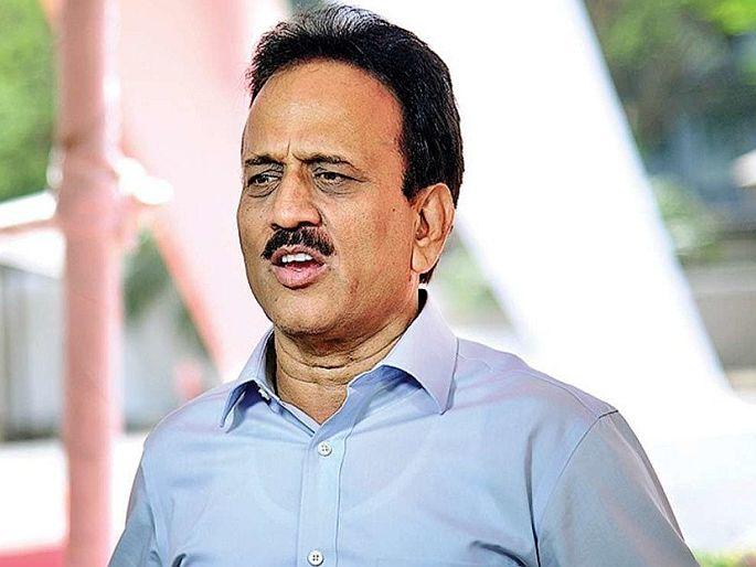 Khadse should introspect, Girish Mahajan's attack Fadnavis does not run the party alone | खडसेंनीच आत्मचिंतन करावे, गिरीश महाजन यांचा हल्लाबोल; फडणवीस एकटे पक्ष चालवत नाहीत Khadse should introspect, Girish Mahajan's attack Fadnavis does not run the party alone | खडसेंनीच आत्मचिंतन करावे, गिरीश महाजन यांचा हल्लाबोल; फडणवीस एकटे पक्ष चालवत नाहीत