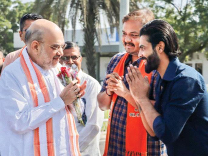 Prestige battle in Gandhinagar, Central leaders camp in Gujarat | गांधीनगरमध्ये प्रतिष्ठेची लढाई, केंद्रीय नेते गुजरातमध्ये तळ ठोकून Prestige battle in Gandhinagar, Central leaders camp in Gujarat | गांधीनगरमध्ये प्रतिष्ठेची लढाई, केंद्रीय नेते गुजरातमध्ये तळ ठोकून