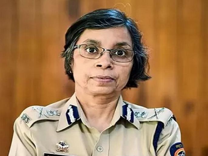 Raut became Rahate Khadase became Khadasne; shocking information in case of phone tapping | राऊत बनले रहाटे; तर खडसेंना बनवले खडासने; फोन टॅपिंग प्रकरणात धक्कादायक माहिती समोर  Raut became Rahate Khadase became Khadasne; shocking information in case of phone tapping | राऊत बनले रहाटे; तर खडसेंना बनवले खडासने; फोन टॅपिंग प्रकरणात धक्कादायक माहिती समोर