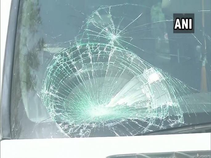 lok sabha elections clash between tej pratap yadav security and media patna | Lok Sabha Election 2019 : तेजप्रताप यादव यांच्या गाडीवर हल्ला