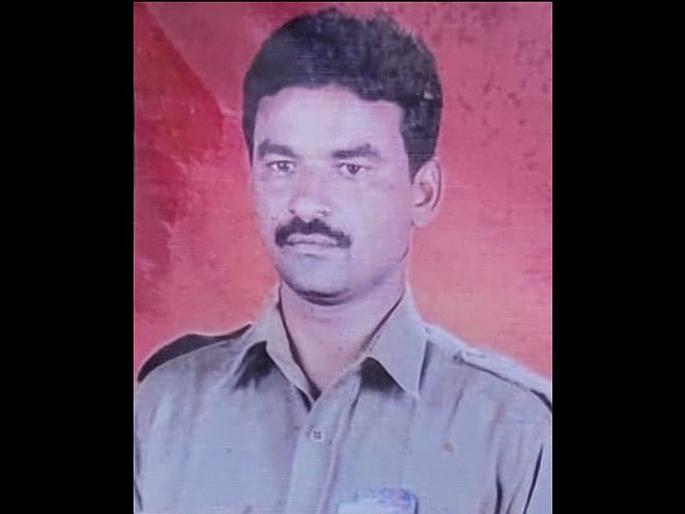 ST driver dies due to heart attack in yavatmal | एसटी चालकाचा हृदयविकाराच्या तीव्र झटक्याने मृत्यू ST driver dies due to heart attack in yavatmal | एसटी चालकाचा हृदयविकाराच्या तीव्र झटक्याने मृत्यू