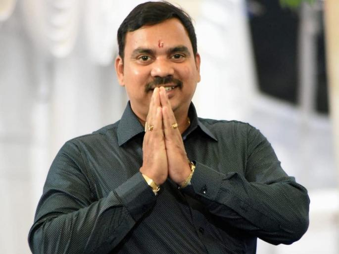 Shiv Sena's jerk to BJP in diva again; In 15 days, another Diva Mandal president will join Shiv Sena | दिव्यात भाजपला पुन्हा धक्का; १५ दिवसांत दुसरा दिवा मंडळ अध्यक्ष करणार शिवसेनेत प्रवेश Shiv Sena's jerk to BJP in diva again; In 15 days, another Diva Mandal president will join Shiv Sena | दिव्यात भाजपला पुन्हा धक्का; १५ दिवसांत दुसरा दिवा मंडळ अध्यक्ष करणार शिवसेनेत प्रवेश