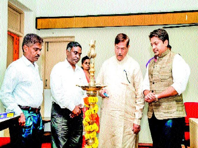 Keep the standards of cleanliness in Prasada, Girish Bapat | प्रसादामध्ये स्वच्छतेचे निकष पाळा,गिरीश बापट Keep the standards of cleanliness in Prasada, Girish Bapat | प्रसादामध्ये स्वच्छतेचे निकष पाळा,गिरीश बापट