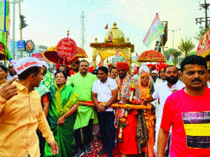 FIR on Shirdi Parikrama Festival organizers | शिर्डी परिक्रमा महोत्सवाच्या आयोजकांवर गुन्हे दाखल FIR on Shirdi Parikrama Festival organizers | शिर्डी परिक्रमा महोत्सवाच्या आयोजकांवर गुन्हे दाखल