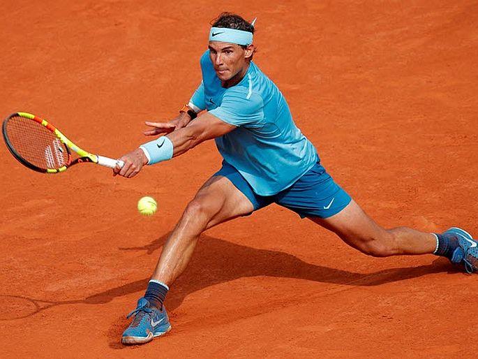 Madrid Open: King of 'Red Soil' loses, Zverev defeats Nadal in semifinals | माद्रिद ओपन : ‘लाल माती’चा बादशहा पराभूत, उपांत्यपूर्व लढतीत ज्वेरेवची नदालवर मात Madrid Open: King of 'Red Soil' loses, Zverev defeats Nadal in semifinals | माद्रिद ओपन : ‘लाल माती’चा बादशहा पराभूत, उपांत्यपूर्व लढतीत ज्वेरेवची नदालवर मात
