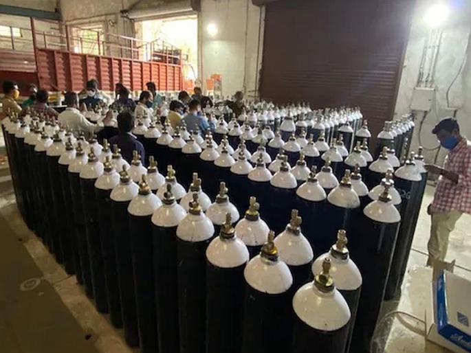 Triple oxygen reserves in each district, Rajesh Kshirsagar informed in the meeting | प्रत्येक जिल्ह्यांत तिप्पट ऑक्सिजनचा साठा, राजेश क्षीरसागर यांची बैठकीत माहिती Triple oxygen reserves in each district, Rajesh Kshirsagar informed in the meeting | प्रत्येक जिल्ह्यांत तिप्पट ऑक्सिजनचा साठा, राजेश क्षीरसागर यांची बैठकीत माहिती