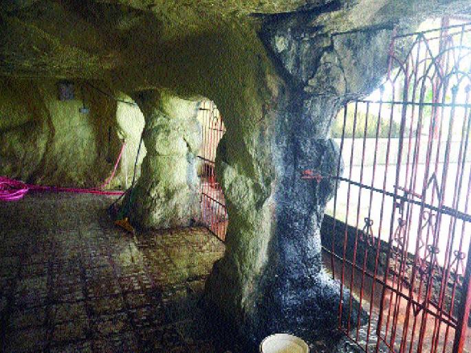 Demand for the establishment of a museum for the destruction of ancient Buddhist caves, International Airport Project, conservation | पुरातन बौद्धकालीन लेणी होणार नष्ट, आंतरराष्ट्रीय विमानतळ प्रकल्प, संवर्धनासाठी संग्रहालय उभारण्याची मागणी Demand for the establishment of a museum for the destruction of ancient Buddhist caves, International Airport Project, conservation | पुरातन बौद्धकालीन लेणी होणार नष्ट, आंतरराष्ट्रीय विमानतळ प्रकल्प, संवर्धनासाठी संग्रहालय उभारण्याची मागणी