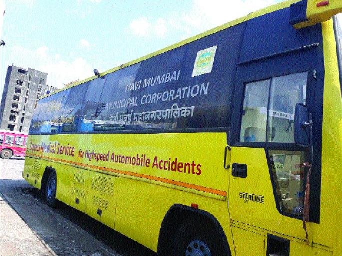 Fake van smashed millions of people, driving for three years in Dhanakhat, NMMT bus | फॅक व्हॅनच्या हट्टासाठी लाखोंचा चुराडा, तीन वर्षे वाहने धूळखात, एनएमएमटी बसमध्ये रूपांतर करण्याच्या हालचाली