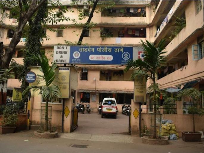 Mumbai chain thief nabbed in Karnataka; Taddeo police action | मुंबईत साखळीचोरी करणाऱ्याला कर्नाटकात जाऊन पकडलं; ताडदेव पोलिसांची मोठी कारवाई Mumbai chain thief nabbed in Karnataka; Taddeo police action | मुंबईत साखळीचोरी करणाऱ्याला कर्नाटकात जाऊन पकडलं; ताडदेव पोलिसांची मोठी कारवाई