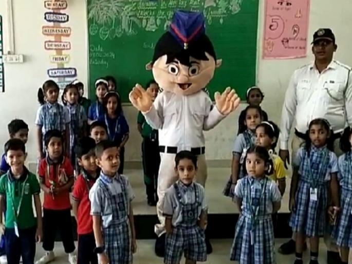 Drawing competition for public awareness under National Road Safety Mission | राष्ट्रीय रस्ता सुरक्षा अभियान अंतर्गत जनजागृतीसाठी चित्रकला स्पर्धा Drawing competition for public awareness under National Road Safety Mission | राष्ट्रीय रस्ता सुरक्षा अभियान अंतर्गत जनजागृतीसाठी चित्रकला स्पर्धा