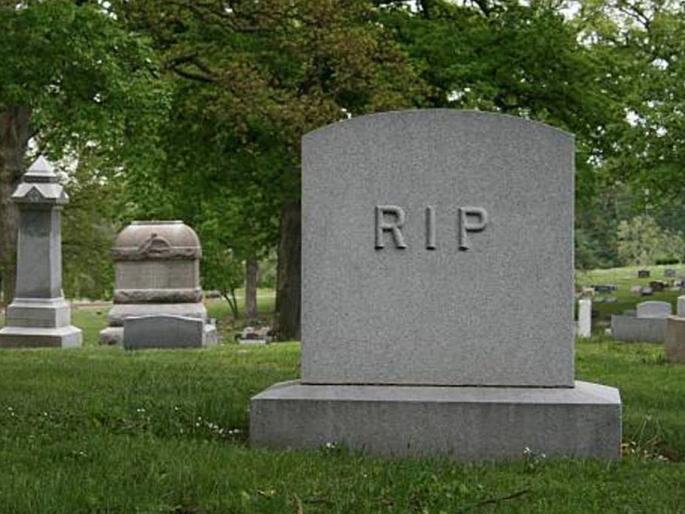 Why RIP is called after someone death many people not know its true meaning | एखाद्याच्या मृत्यूनंतर का म्हटलं जातं RIP, अनेकांना माहीत नाही याचा खरा अर्थ; जाणून घ्या
