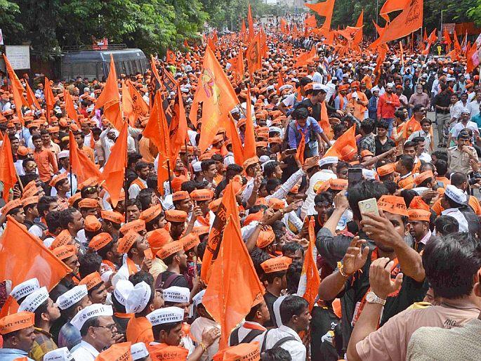 Maratha youth attempt suicide by drinking poison in Aurangabad issue of Maratha reservation | मराठा आरक्षण : औरंगाबादेत विष पिऊन मराठा तरुणाचा आत्महत्येचा प्रयत्न, रुग्णालयात दाखल; प्रकृती स्थिर