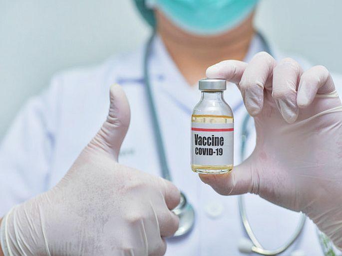 CoronaVirus Marathi News Russia to make 3 million corona vaccine doses world first vaccine to be launched in August | CoronaVirus : खूशखबर! जगातली पहिली कोरोना लस ऑगस्टमध्ये येणार, 'हा' देश 3 कोटी डोस बनवणार CoronaVirus Marathi News Russia to make 3 million corona vaccine doses world first vaccine to be launched in August | CoronaVirus : खूशखबर! जगातली पहिली कोरोना लस ऑगस्टमध्ये येणार, 'हा' देश 3 कोटी डोस बनवणार