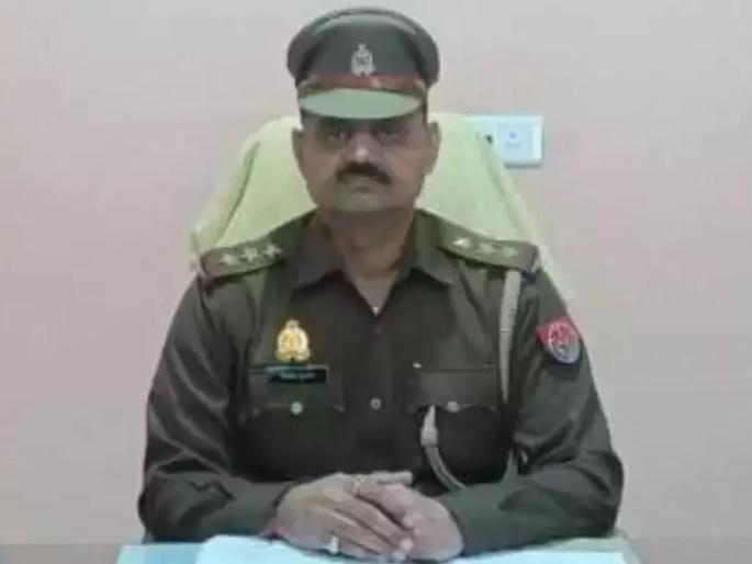 Female SI accuses police inspector of molestation, chat goes viral in Noida UP | 'मी तुमच्या मुलीसारखी...'; महिला SI चा पोलीस निरीक्षकावर छेडछाडीचा आरोप, चॅट व्हायरल! Female SI accuses police inspector of molestation, chat goes viral in Noida UP | 'मी तुमच्या मुलीसारखी...'; महिला SI चा पोलीस निरीक्षकावर छेडछाडीचा आरोप, चॅट व्हायरल!