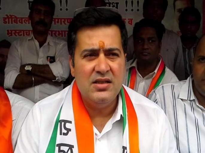 Naresh Mhaske should not spit on Surya, Anand Paranjape's advice | नरेश म्हस्केंनी सुर्यावर थुंकू नये, आनंद परांजपे यांचा टोला Naresh Mhaske should not spit on Surya, Anand Paranjape's advice | नरेश म्हस्केंनी सुर्यावर थुंकू नये, आनंद परांजपे यांचा टोला