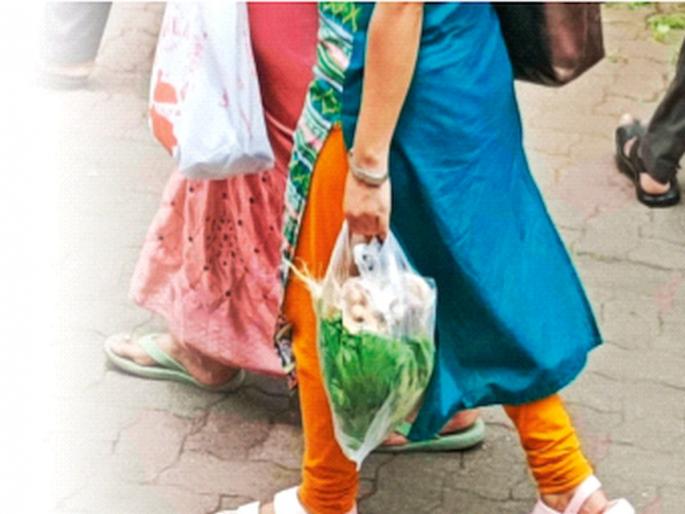 Plastic ban in the box The municipal campaign is ineffective | प्लास्टिक बंदी डब्यात! महापालिकेची मोहीम ठरतेय प्रभावहीन Plastic ban in the box The municipal campaign is ineffective | प्लास्टिक बंदी डब्यात! महापालिकेची मोहीम ठरतेय प्रभावहीन