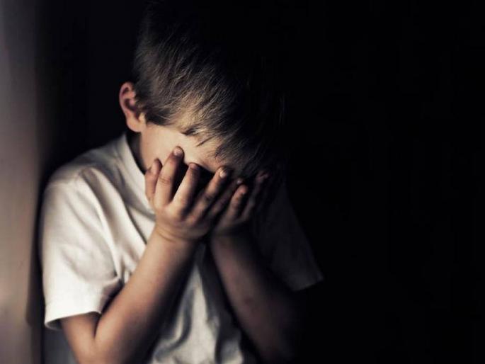 Pornographic clip in mobile reveals serious crime, unnatural abuse of a minor | मोबाईलमधील अश्लील क्लिपनं गंभीर गुन्ह्याची उकल, अल्पवयीन मुलावरील अनैसर्गिक अत्याचार झाला उघड Pornographic clip in mobile reveals serious crime, unnatural abuse of a minor | मोबाईलमधील अश्लील क्लिपनं गंभीर गुन्ह्याची उकल, अल्पवयीन मुलावरील अनैसर्गिक अत्याचार झाला उघड