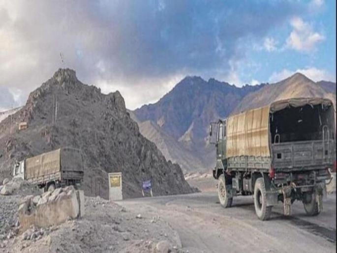 China plan to build new highway near the lac village built in Doklam | भारताला सीमेवर घेरण्यासाठी चीनची नवी तयारी, LAC वर तयार करणार हायवे, डोकलाममध्ये वसवलं गाव China plan to build new highway near the lac village built in Doklam | भारताला सीमेवर घेरण्यासाठी चीनची नवी तयारी, LAC वर तयार करणार हायवे, डोकलाममध्ये वसवलं गाव