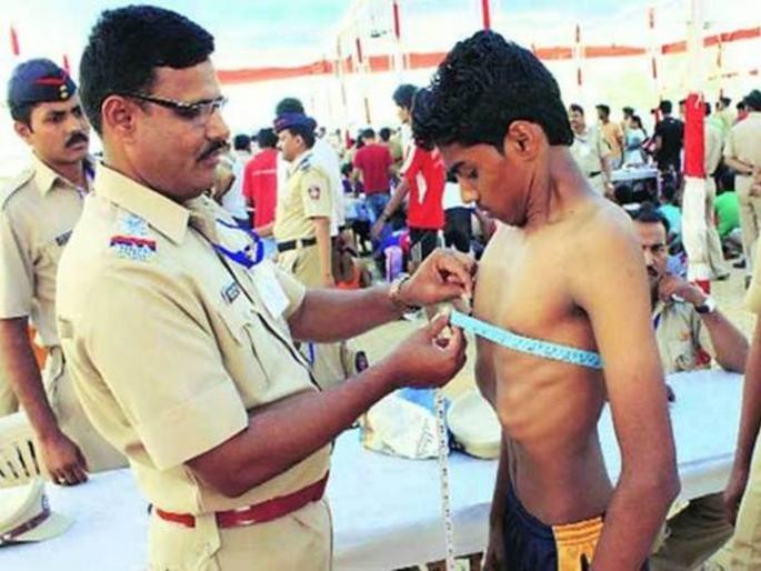 This will be the first field test in police recruitment | पोलीस भरतीत पहिल्यांदा होणार मैदानी चाचणी This will be the first field test in police recruitment | पोलीस भरतीत पहिल्यांदा होणार मैदानी चाचणी