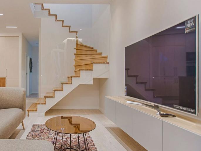 Best Selling 50 inch Smart TV in cheapest price | Best Selling 50 inch Smart TV: छप्परफाड डिस्काउंट! हे आहेत 50 इंचांचे सर्वात स्वस्त LED TV, खरेदीची जबरदस्त संधी Best Selling 50 inch Smart TV in cheapest price | Best Selling 50 inch Smart TV: छप्परफाड डिस्काउंट! हे आहेत 50 इंचांचे सर्वात स्वस्त LED TV, खरेदीची जबरदस्त संधी