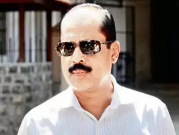 Sachin Waze expelled from police force | सचिन वाझेची पोलीस दलातून हकालपट्टी Sachin Waze expelled from police force | सचिन वाझेची पोलीस दलातून हकालपट्टी