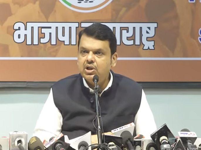 BJP leader Devendra Fadnavis comment on thackeray government after governor Bhagat Singh koshyari meet | "मुख्यमंत्र्यांचं मौन चिंताजनक; ते बोलत नसतील, तर राज्यपालांनी बोलत करावं!" BJP leader Devendra Fadnavis comment on thackeray government after governor Bhagat Singh koshyari meet | "मुख्यमंत्र्यांचं मौन चिंताजनक; ते बोलत नसतील, तर राज्यपालांनी बोलत करावं!"