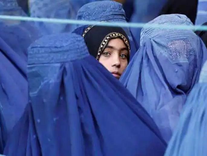 There are no women in the country, only 'men's story' | देशात बायका नकोतच, फक्त ‘पुरुषांची गोष्ट’! 