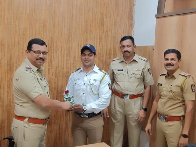 Promotion of 173 Police Officers in raigad | रायगड जिल्हा पोलीस दलाच्या आस्थापनेवरील 173 पोलीस अंमलदारांना पदोन्नती  Promotion of 173 Police Officers in raigad | रायगड जिल्हा पोलीस दलाच्या आस्थापनेवरील 173 पोलीस अंमलदारांना पदोन्नती