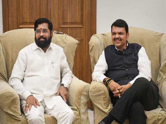 Pond repairs halted due to moratorium; direct hit to farmers; The lake is not dry because there are no iron plates | स्थगितीमुळे तलाव दुरस्ती ठप्प; थेट शेतकऱ्यांना फटका; लोखंडी पाट्या नसल्याने तलाव कोरडे Pond repairs halted due to moratorium; direct hit to farmers; The lake is not dry because there are no iron plates | स्थगितीमुळे तलाव दुरस्ती ठप्प; थेट शेतकऱ्यांना फटका; लोखंडी पाट्या नसल्याने तलाव कोरडे