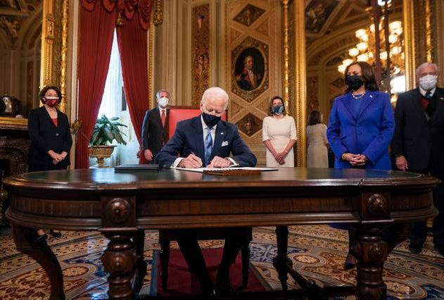 Joe Biden's 15 decisions on the first day, the United States will establish relations with the World Health Organization | जो बायडेन यांचे पहिल्याच दिवशी 15 निर्णय, जागतिक आरोग्य संघटनेशी अमेरिका पुन्हा संबंध प्रस्थापित करणार Joe Biden's 15 decisions on the first day, the United States will establish relations with the World Health Organization | जो बायडेन यांचे पहिल्याच दिवशी 15 निर्णय, जागतिक आरोग्य संघटनेशी अमेरिका पुन्हा संबंध प्रस्थापित करणार