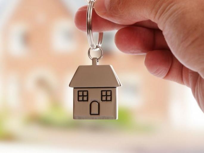 Hit of lockdown 56% ready houses in Mumbai, Pune waiting for customers | लॉकडाऊनचा फटका; मुंबई, पुण्यातील ५६ टक्के तयार घरांना ग्राहकांची प्रतीक्षा Hit of lockdown 56% ready houses in Mumbai, Pune waiting for customers | लॉकडाऊनचा फटका; मुंबई, पुण्यातील ५६ टक्के तयार घरांना ग्राहकांची प्रतीक्षा