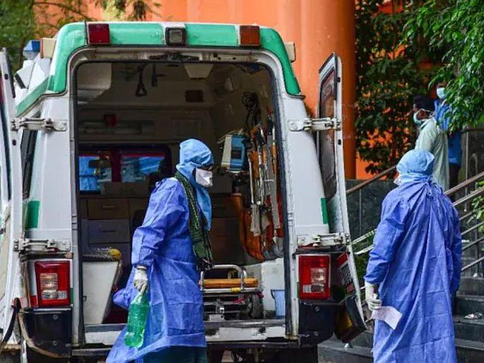 shocking news ambulance charges rs 10000 for 4 km news from delhi ips shared receipt | Shocking News!: रुग्णवाहिकेनं फक्त 4Km साठी घेतले तब्बल 10,000 रुपये, IPSनं शेअर केली पावती! shocking news ambulance charges rs 10000 for 4 km news from delhi ips shared receipt | Shocking News!: रुग्णवाहिकेनं फक्त 4Km साठी घेतले तब्बल 10,000 रुपये, IPSनं शेअर केली पावती!