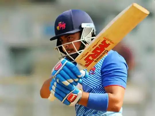Will 'Prithvi Storm' stop Uttar Pradesh? Mumbai are strong contenders in the Vijay Hazare Trophy final | ‘पृथ्वी वादळ’ उत्तर प्रदेश थोपविणार? विजय हजारे करंडक अंतिम सामन्यात मुंबई प्रबळ दावेदार