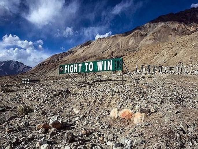 china claim indian soldiers crossed lac and attacked our troops  | India and china standoff : भारतीय लष्कराने करार तोडला, सैनिकांवर केला हल्ला; आता चीन करतोय भलताच दावा! china claim indian soldiers crossed lac and attacked our troops  | India and china standoff : भारतीय लष्कराने करार तोडला, सैनिकांवर केला हल्ला; आता चीन करतोय भलताच दावा!