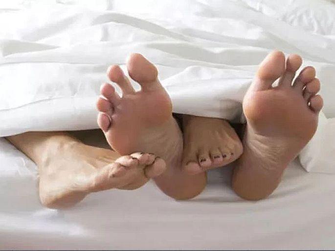 Top 10 countries where adult movies are watched the most | 'हे' आहेत सर्वाधिक पॉर्न फिल्म्स पाहणारे जगातील टॉप 10 देश; भारत-पाकिस्तानसह 'या' देशांचा समावेश Top 10 countries where adult movies are watched the most | 'हे' आहेत सर्वाधिक पॉर्न फिल्म्स पाहणारे जगातील टॉप 10 देश; भारत-पाकिस्तानसह 'या' देशांचा समावेश