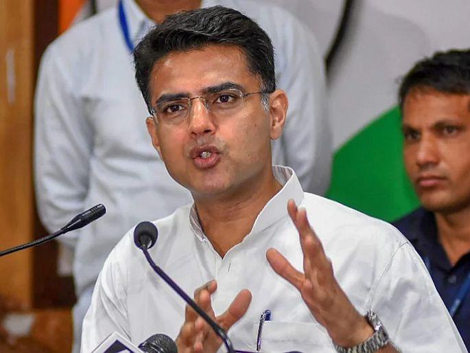 Priyanka Gandhi's phone call to Sachin Pilot late last night; Accelerate political movements in Rajasthan | सचिन पायलट यांना रात्री उशिरा थेट प्रियांका गांधींचा फोन; राजस्थानात राजकीय हालचालींना वेग  Priyanka Gandhi's phone call to Sachin Pilot late last night; Accelerate political movements in Rajasthan | सचिन पायलट यांना रात्री उशिरा थेट प्रियांका गांधींचा फोन; राजस्थानात राजकीय हालचालींना वेग