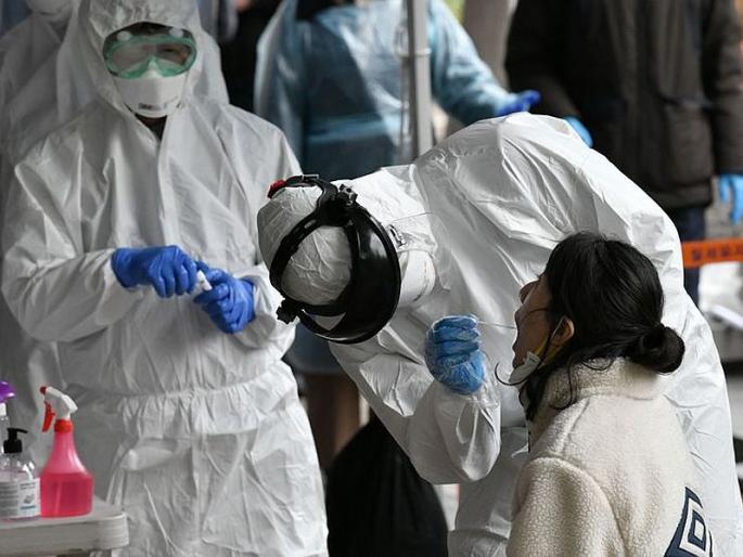 CoronaVirus Marathi News coronavirus cases in india comparatively uk america brazil | CoronaVirus News: धक्कादायक!; कोरोना प्रभावित देशांच्या यादीच भारत चौथा, जाणून घ्या- कोणत्या बाबतीत कितव्या क्रमांकावर CoronaVirus Marathi News coronavirus cases in india comparatively uk america brazil | CoronaVirus News: धक्कादायक!; कोरोना प्रभावित देशांच्या यादीच भारत चौथा, जाणून घ्या- कोणत्या बाबतीत कितव्या क्रमांकावर