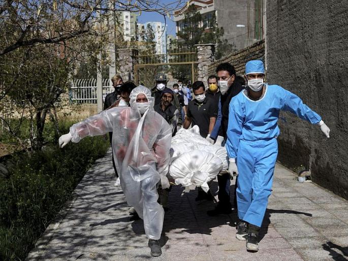 728 dead after more than 5000 drink alcohol to cure corona virus in Iran sna | CoronaVirus: 'त्या' अफवेमुळे इराणमध्ये हाहाकार; 728 जणांचा मृत्यू, शेकडो लोक झाले अंध 728 dead after more than 5000 drink alcohol to cure corona virus in Iran sna | CoronaVirus: 'त्या' अफवेमुळे इराणमध्ये हाहाकार; 728 जणांचा मृत्यू, शेकडो लोक झाले अंध