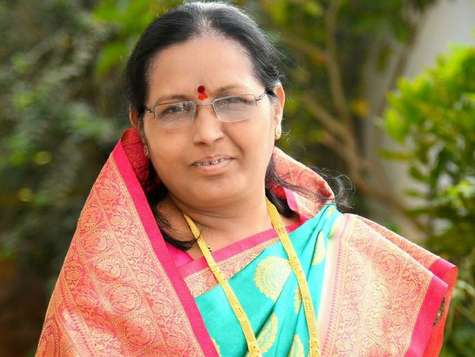 BJP's Bharti Aher Elected as Deola mayor | देवळा नगराध्यक्षपदी भाजपच्या भारती आहेर BJP's Bharti Aher Elected as Deola mayor | देवळा नगराध्यक्षपदी भाजपच्या भारती आहेर