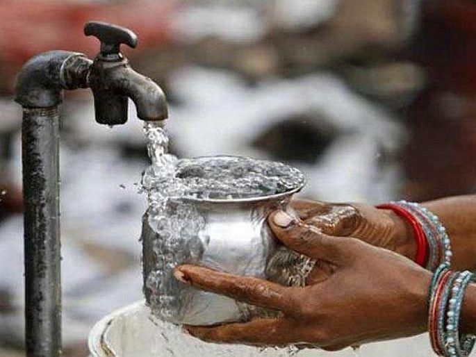 Heavy rains shut down water purification system in bhandup Water supply disrupted in most parts of Mumbai | मुसळधार पावसामुळे भांडूप जलशुद्धीकरण संकुलातील यंत्रणा बंद; मुंबईच्या बहुतांश भागांतील पाणीपुरवठा बाधित Heavy rains shut down water purification system in bhandup Water supply disrupted in most parts of Mumbai | मुसळधार पावसामुळे भांडूप जलशुद्धीकरण संकुलातील यंत्रणा बंद; मुंबईच्या बहुतांश भागांतील पाणीपुरवठा बाधित