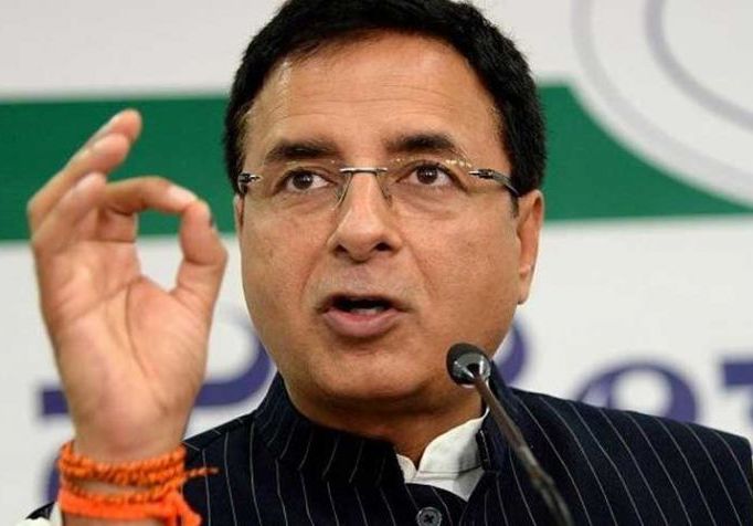 Himanta Biswa Sarma offer to Randeep Singh Surjewala to join BJP | रणदीप सिंह सुरजेवाला होणार भाजपत सामील? या मोठ्या नेत्यानं दिली ऑफर Himanta Biswa Sarma offer to Randeep Singh Surjewala to join BJP | रणदीप सिंह सुरजेवाला होणार भाजपत सामील? या मोठ्या नेत्यानं दिली ऑफर